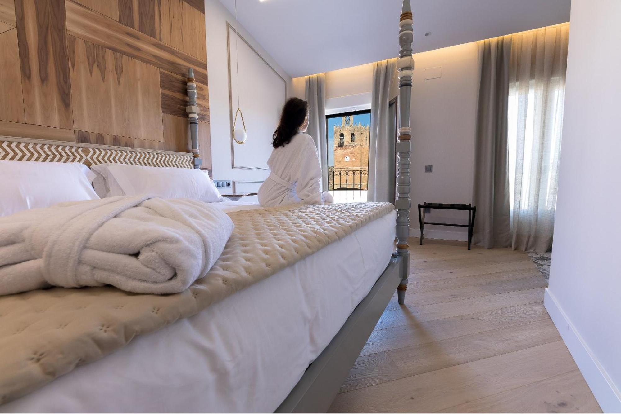 Infinitvm Hotel Siguenza Buitenkant foto